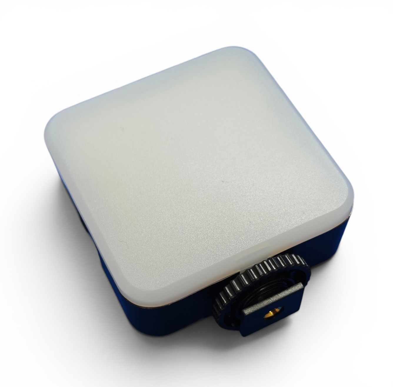 Iluminus IL-WL62-W  Luz Led Compacto Funciona Con Pilas AAA