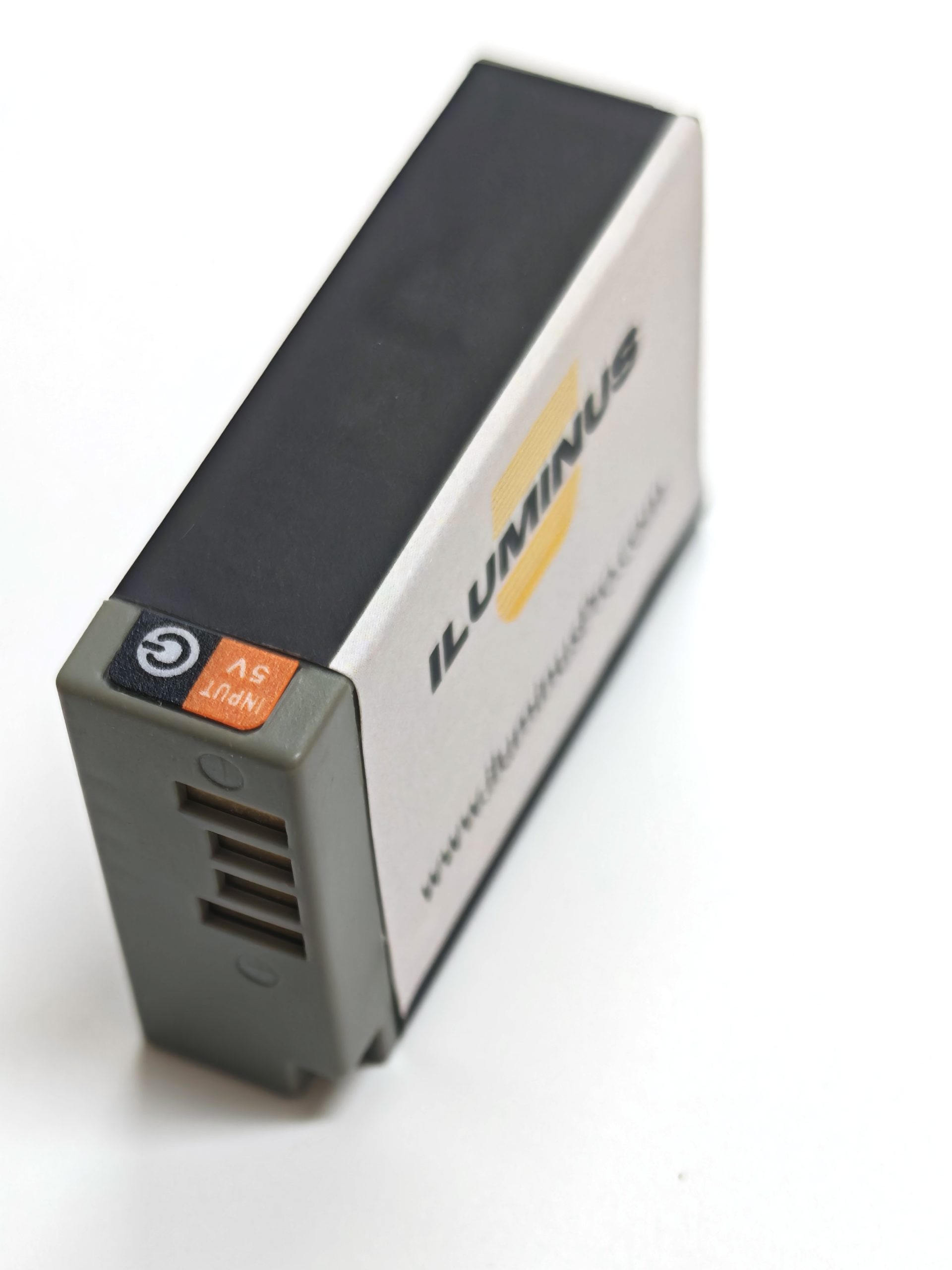 Iluminus IL-LP-E17-USBC Batería Con Puerto Usb-C de Carga Para Cámaras Que Usan LP-E17 - Imagen 2